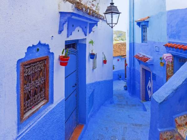Taxi from Tangier Airport to Chefchaouen