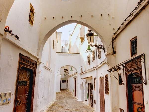 Taxi from Chefchaouen to Tetouan