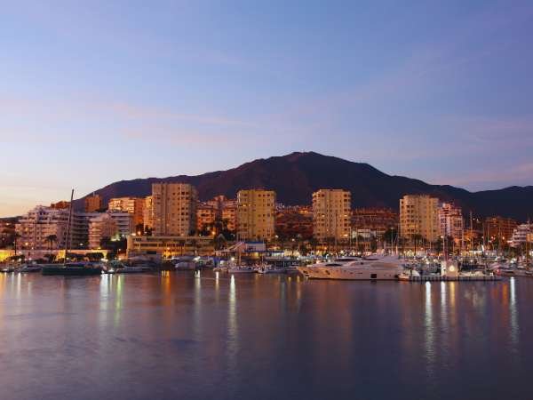 Taxi from Tarifa to Estepona