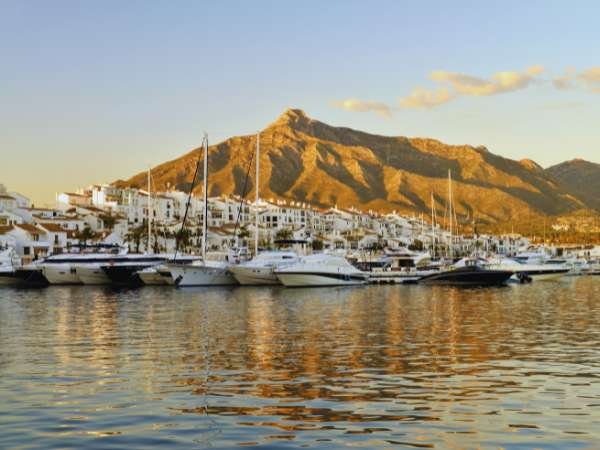 Taxi from Tarifa to Marbella
