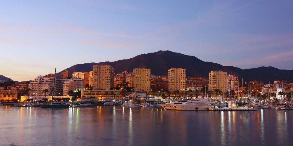 Private Taxi from Algeciras to Estepona Private Taxi from Algeciras to Estepona